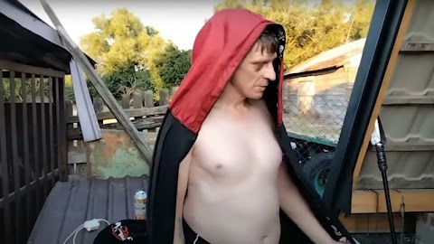 Major pracuje jak szalony i aferka zgłoszeniowa