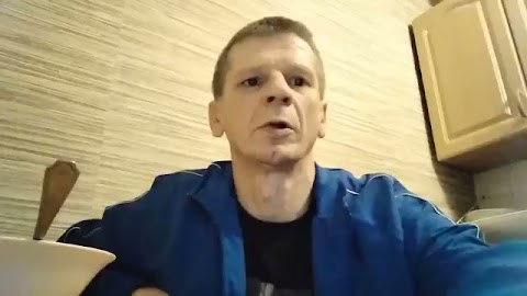 Zglodnialem ubudzlem się rano i nagram wilm taki S01E1004