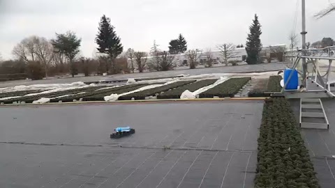 Wieje zimno i do domu daleko. Nic nie słychać. S01E440