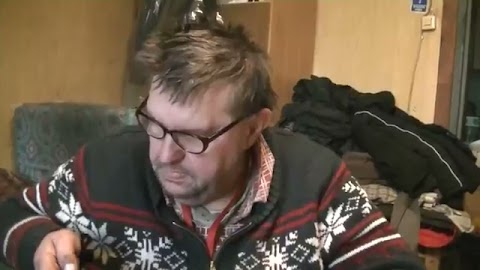 Telefon do lokatora S01E132