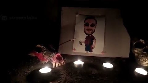 Przekaż piłkarzowi serdeczne życzenia oraz szpilkę S01E694