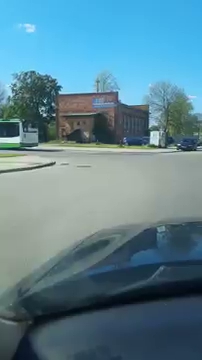 Reklama cyrku w cyrku S01E730