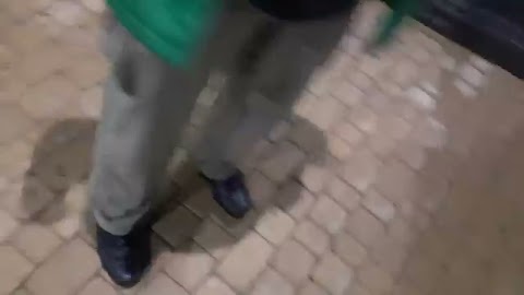 Ktoś komuś podoba się. Brak słów. S01E574