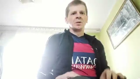 Objat jem jajecznica z kjelbasq S01E1552