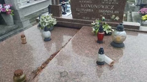 Grób do likwidacji Ty katolik czy .... jesteś S01E553