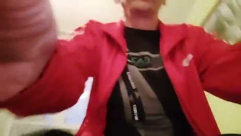 UDANY ZAMACH NA LAPTOPA MAJORA S01E1694