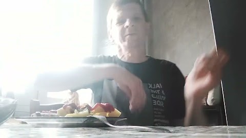 Pszny objat zjadłem dzekuje [OCENZUROWANE KŁAMSTA dla wyświetleń i $ ŻE KONONOWICZ MATKĘ MELESTOWAŁ] S01E1585