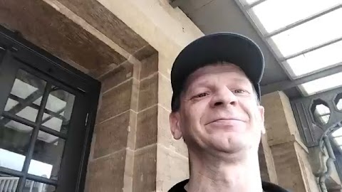 Blem na dworcu S01E571