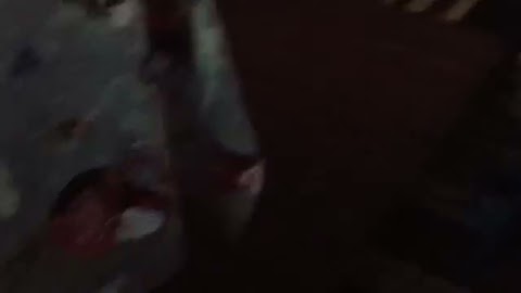 Pokazuje powoli teraz pakuje sie S01E942