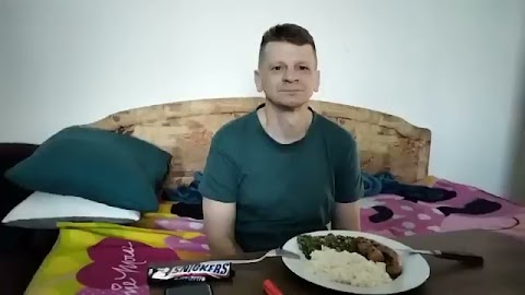 Objat muj po tregach S01E468