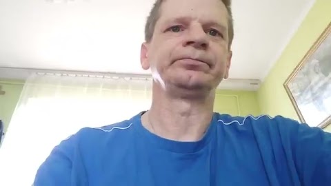 Siniedanie jem kawę zrobiłem i kiełbaskę podgrzalem S01E1791