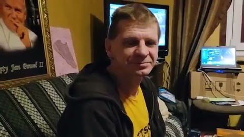 byłeś na komendzie, i Cię wyrzucili S01E379